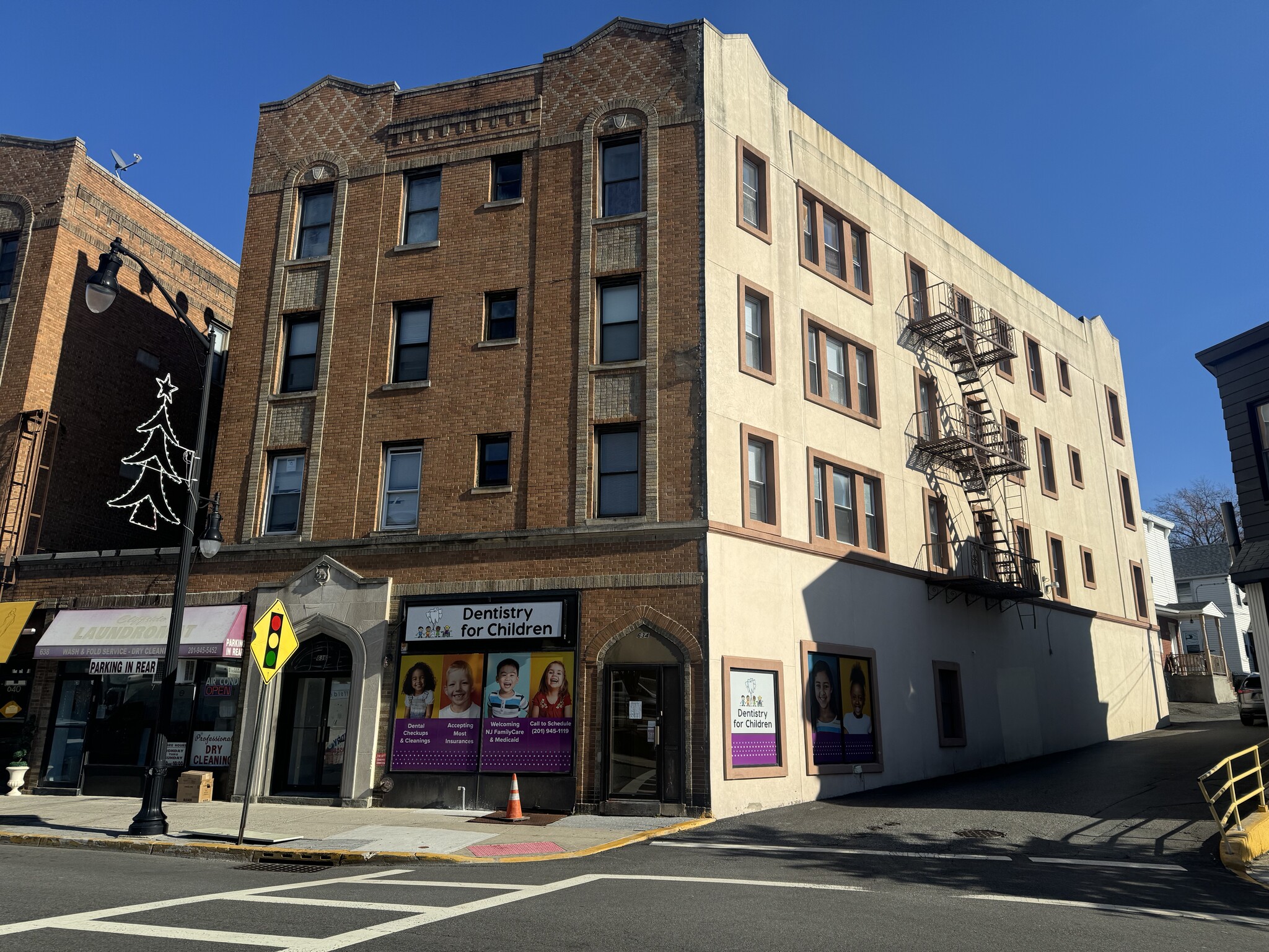 634 Anderson Ave, Cliffside Park, NJ for Rent