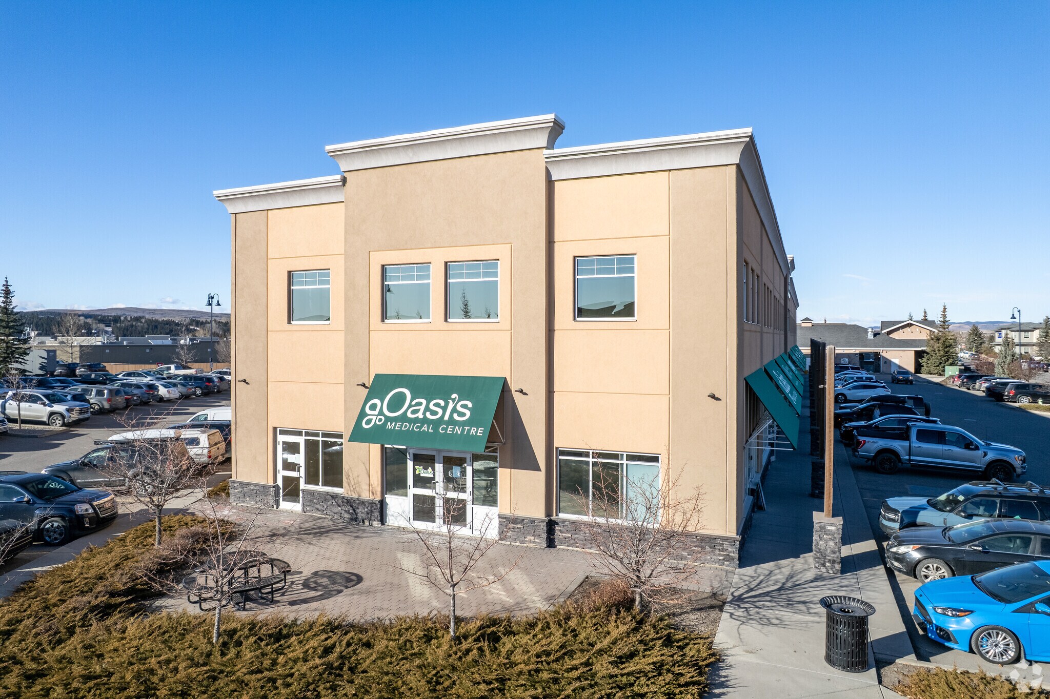 100 Grand Blvd, Cochrane, AB for Rent