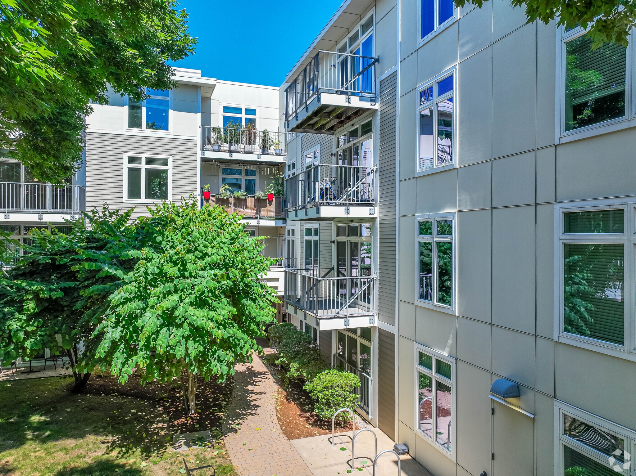 7 Cameron Ave, Cambridge, MA for Sale