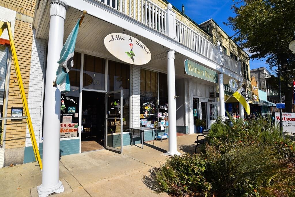 219 Mason Ave Cape Charles, VA 23310 Retail Property for Lease on