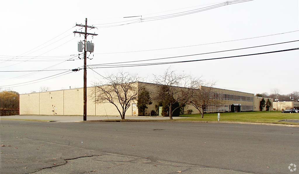 105-107 Stonehurst Ct, Northvale, NJ for Rent
