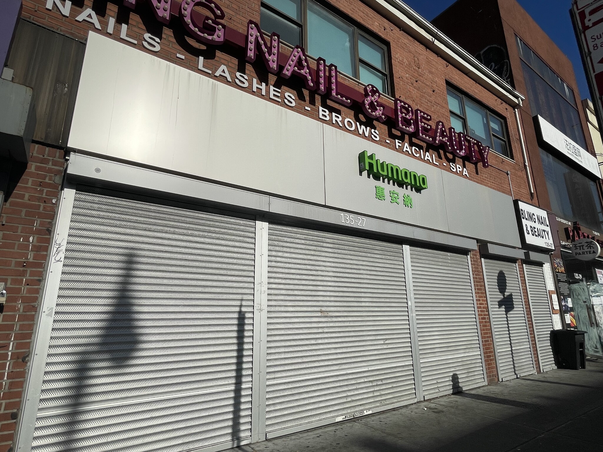 13527 Roosevelt Ave, Flushing, NY for Rent