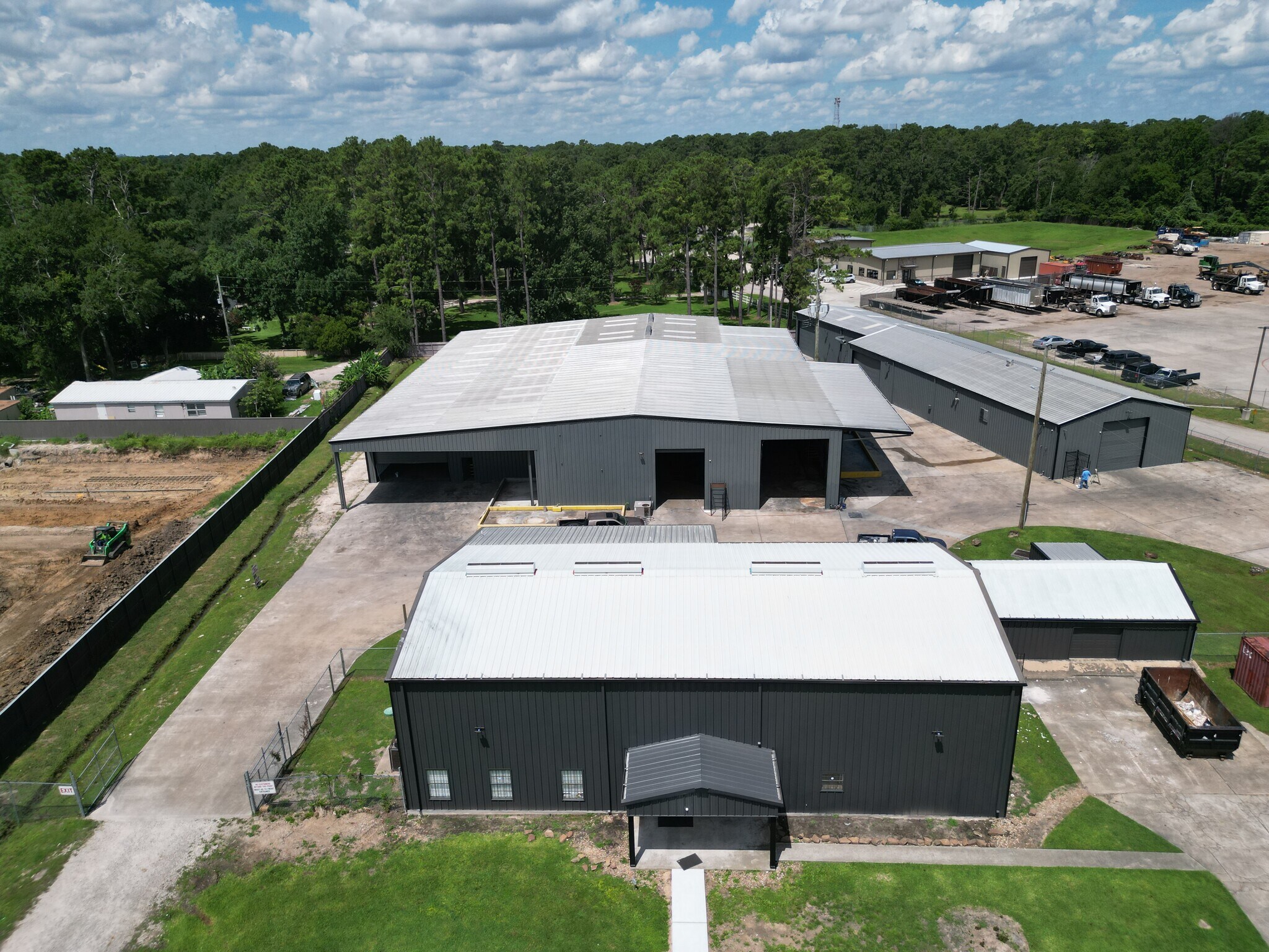 23609 W Hardy Rd, Spring, TX for Rent