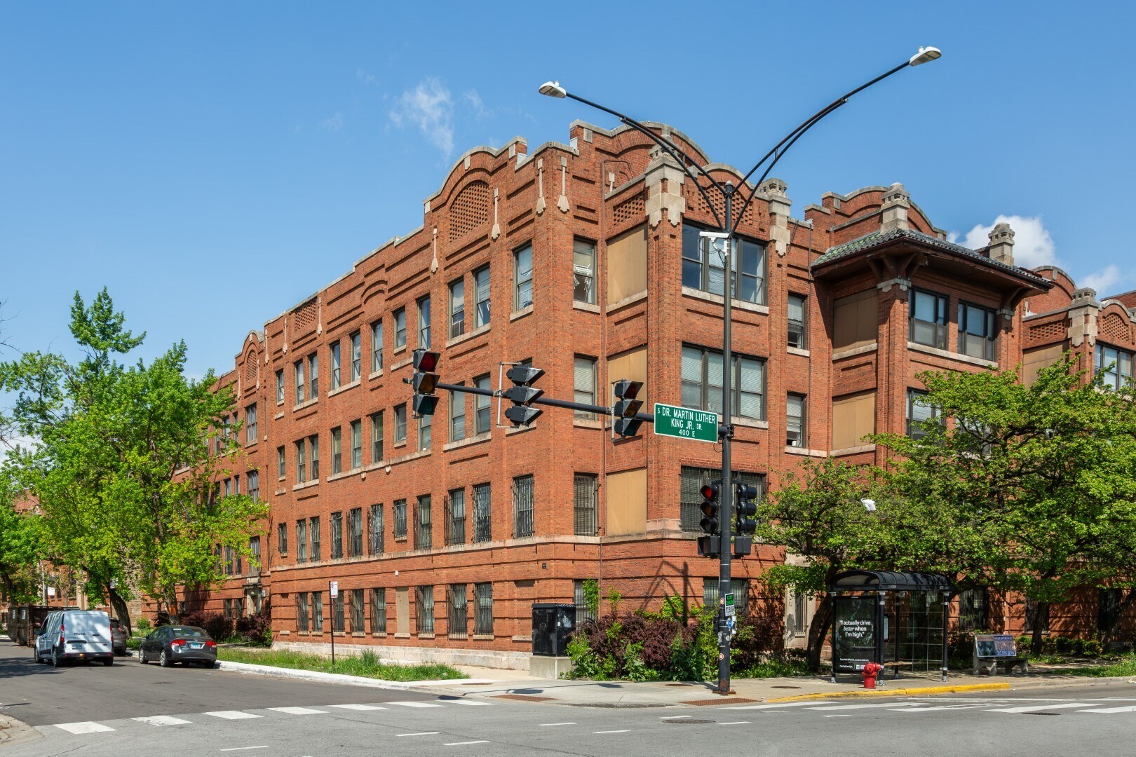 352 E 60th St, Chicago, IL for Sale