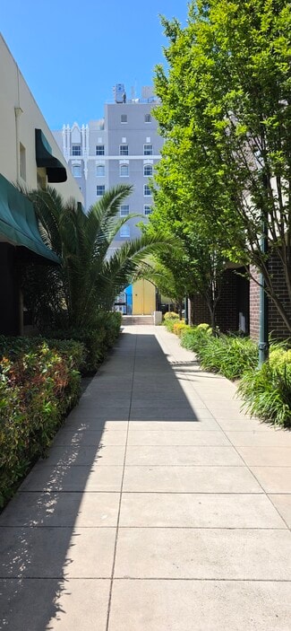 San Mateo, CA Office - 300-500 Ben Franklin Ct
