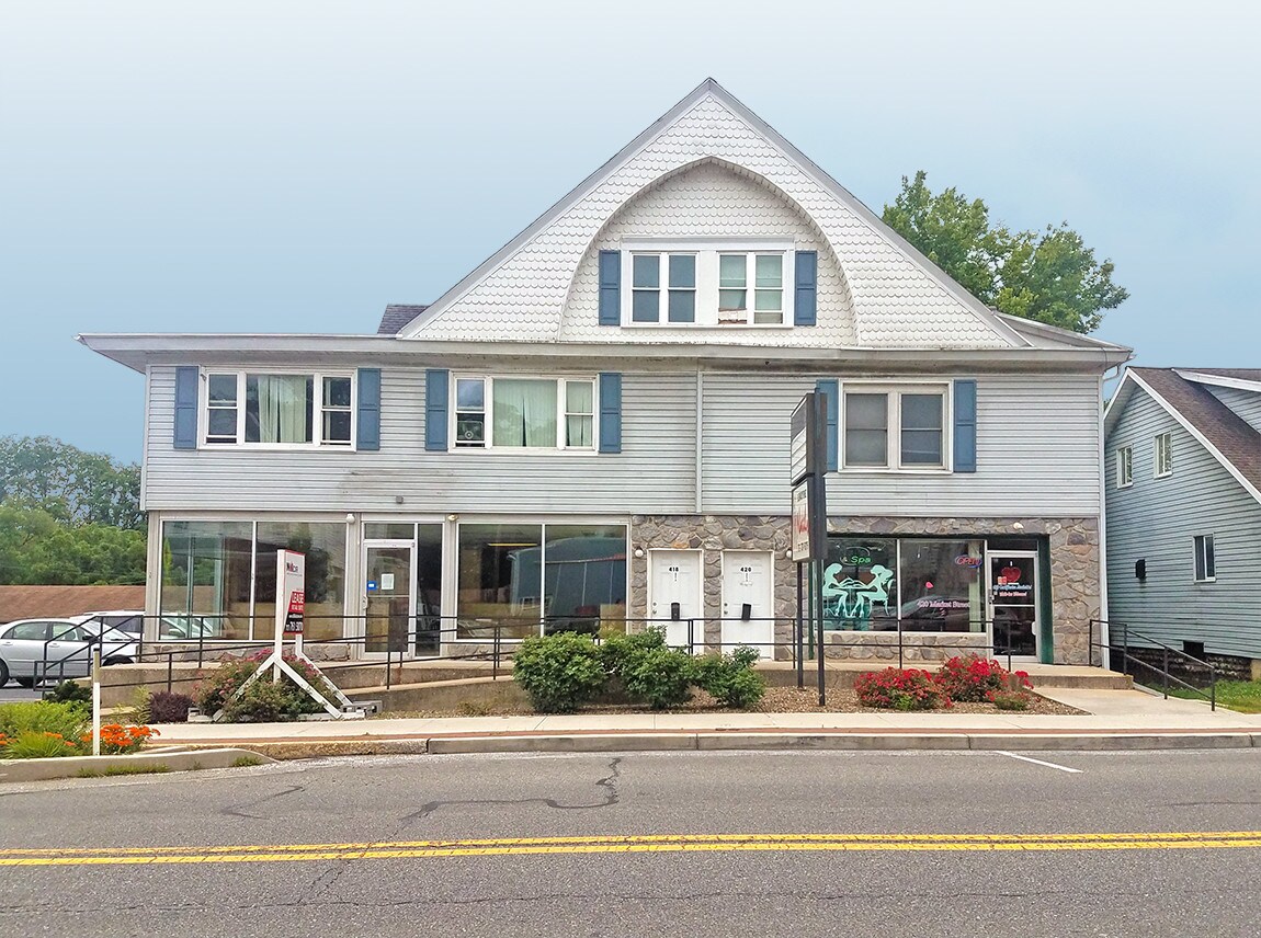418 Market St Lemoyne, PA 17043 Retail Property for Lease on