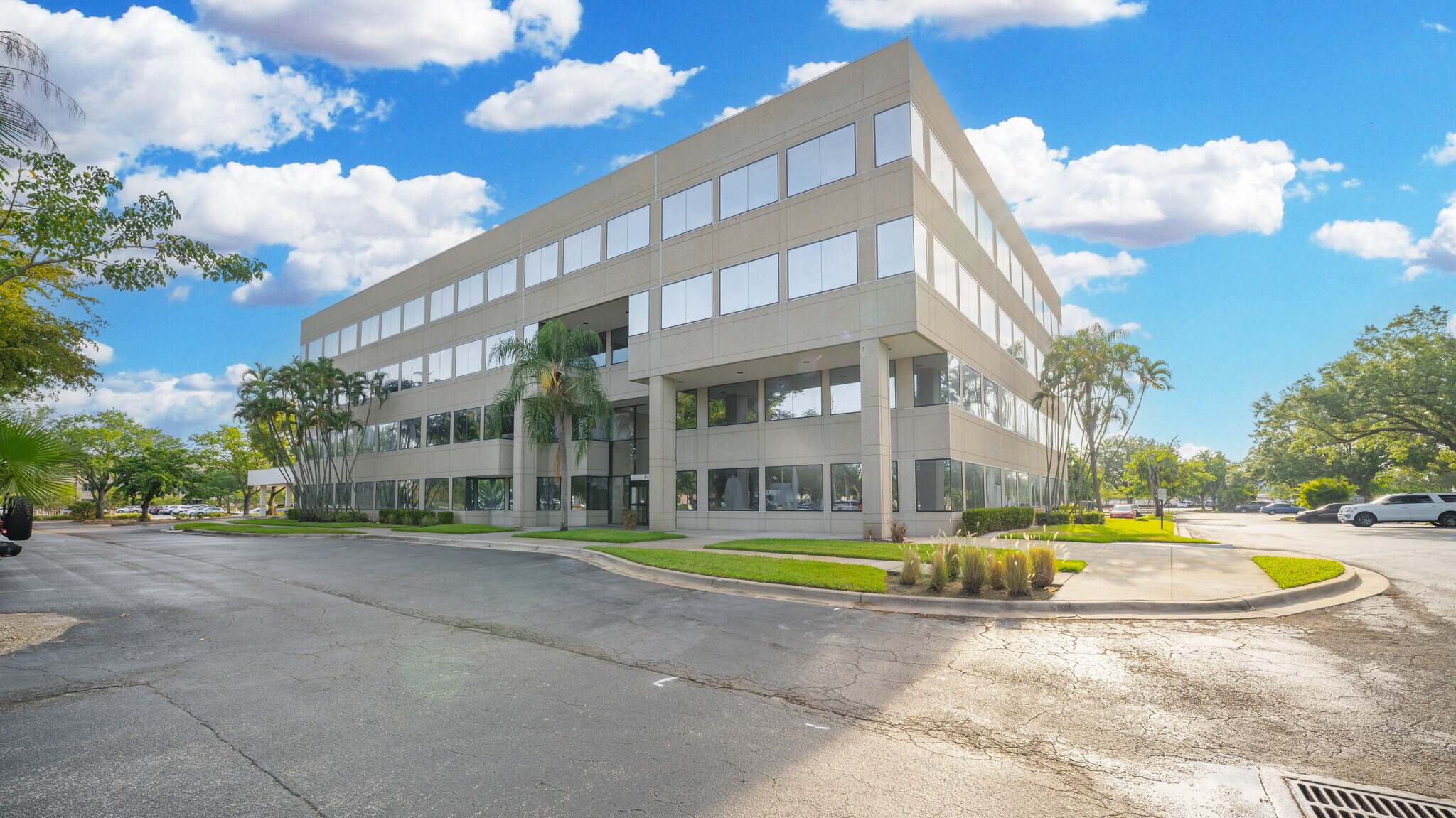 4415 Metro Pky, Fort Myers, FL for Rent