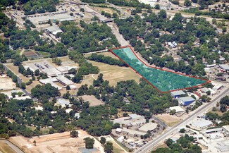 Austin, TX Commercial Land - 914 Shady Ln