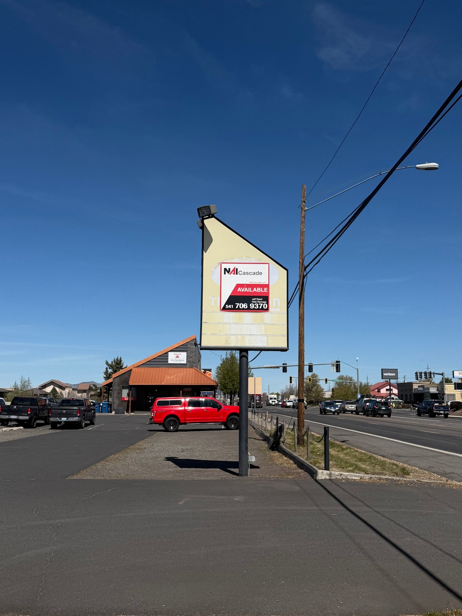 1465 S Highway 97, Redmond, OR for Rent