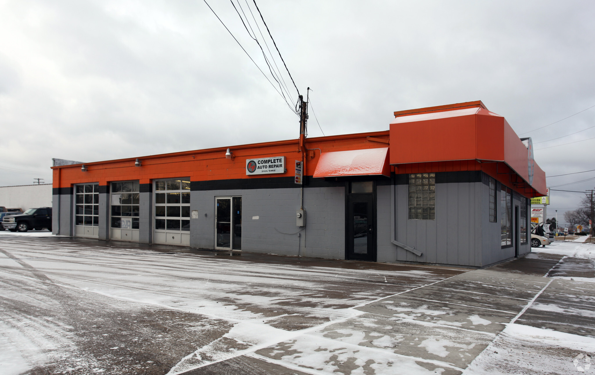 2112 E 10 Mile Rd, Warren, MI for Rent
