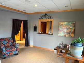 Manitowoc, WI Office, Industrial - 304 N Rapids Rd