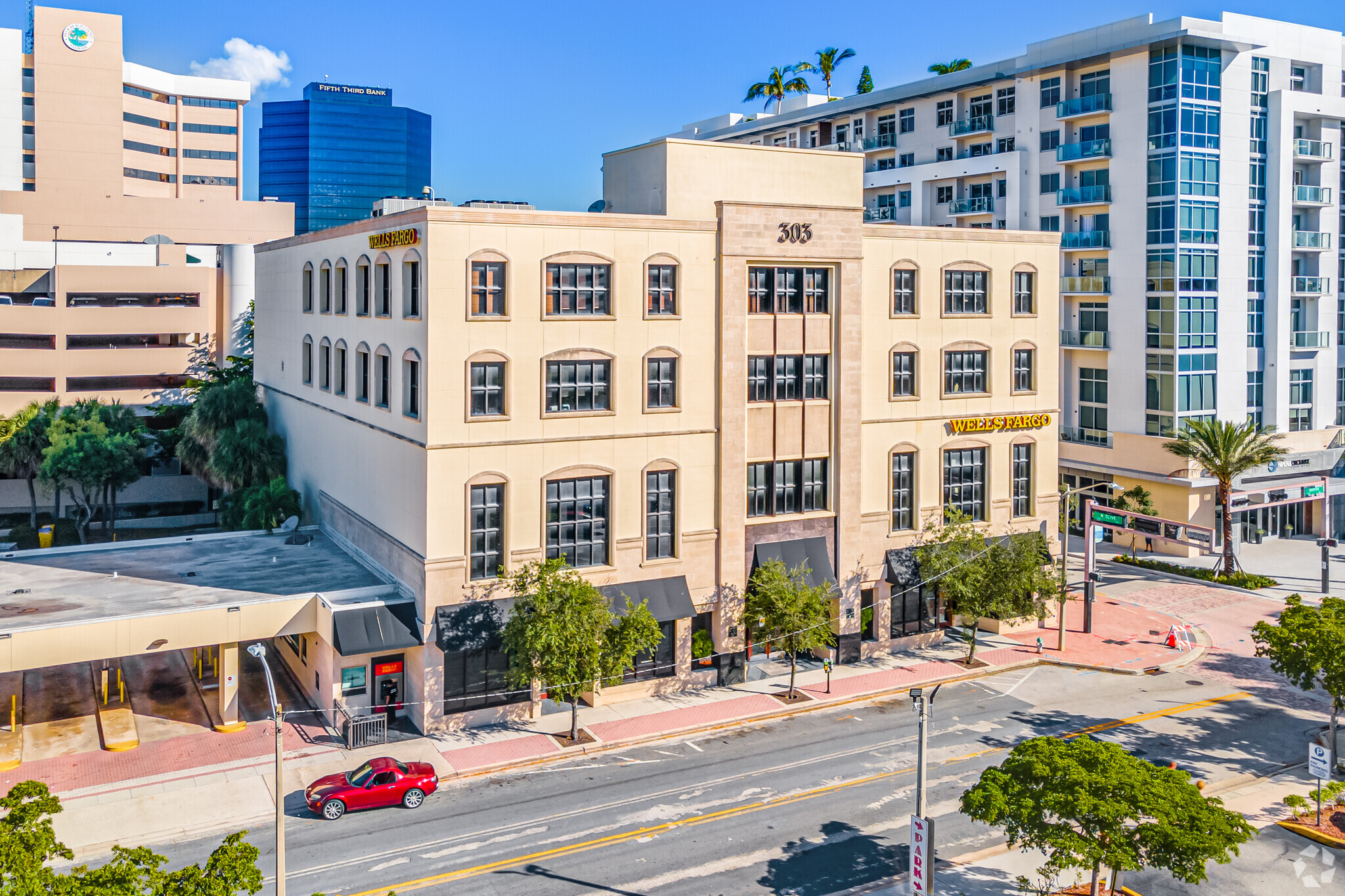 303 Banyan Blvd, West Palm Beach, FL for Rent