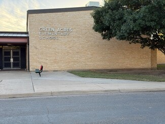 Dumas, TX Schools - 300 Oak Ave Dumas, TX Schools - 300 Oak Ave