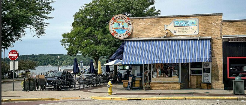 100 Broad St, Lake Geneva, WI for Sale