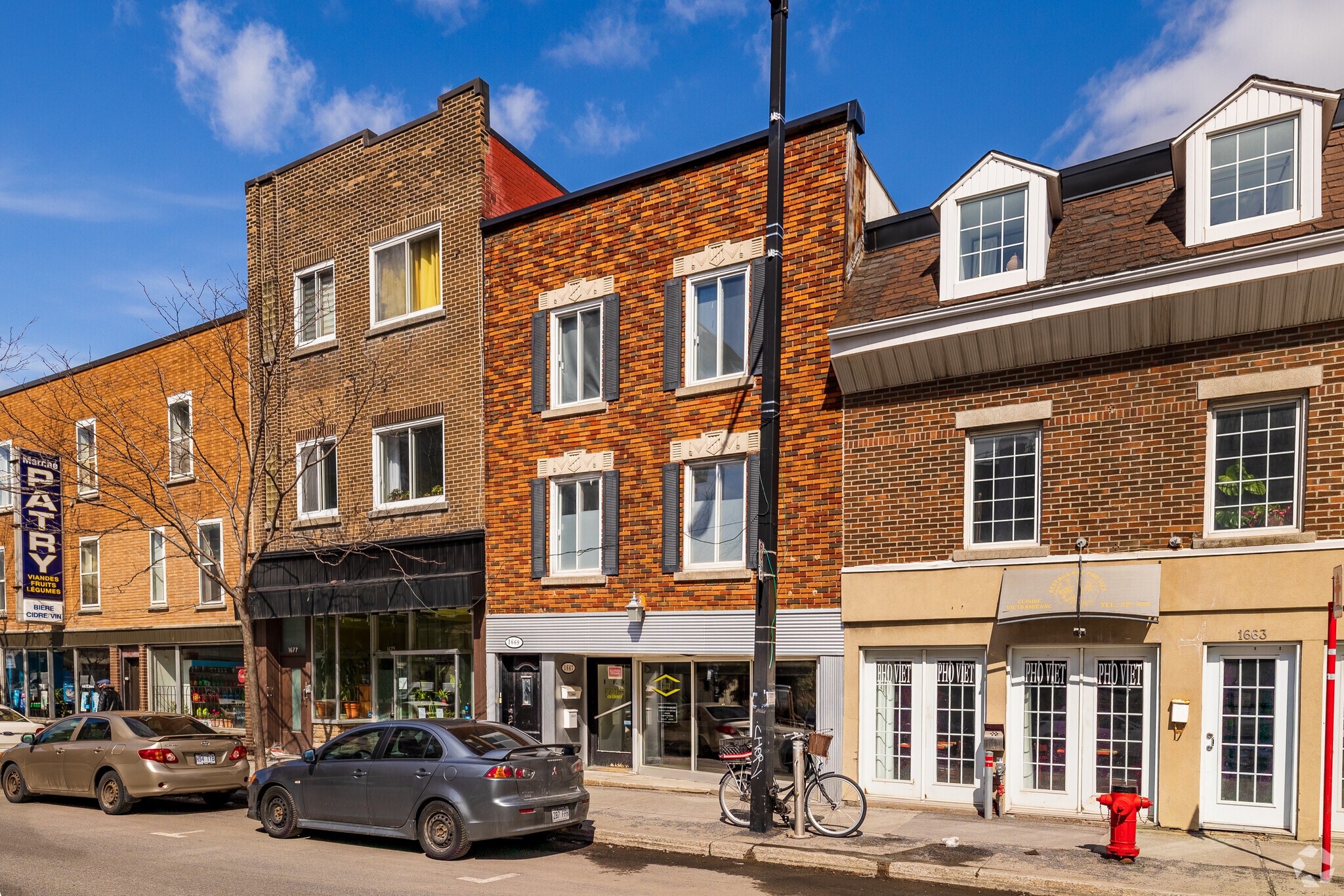 1667-1669 Rue Atateken, Montréal, QC for Sale