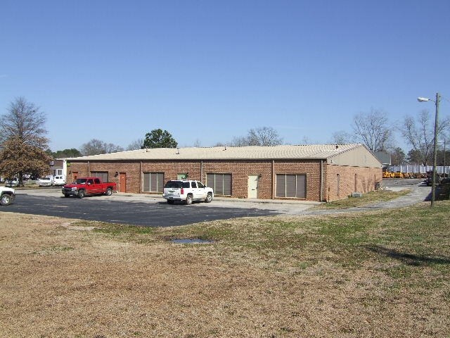 105 Industrial Way, Fayetteville, GA for Rent