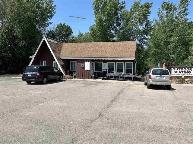 814 W State St, Fox Lake, WI for Sale