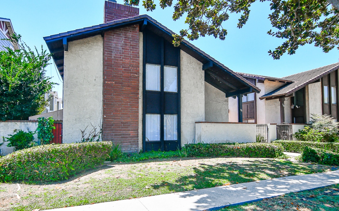 3712 Howard Ave, Los Alamitos, CA for Sale