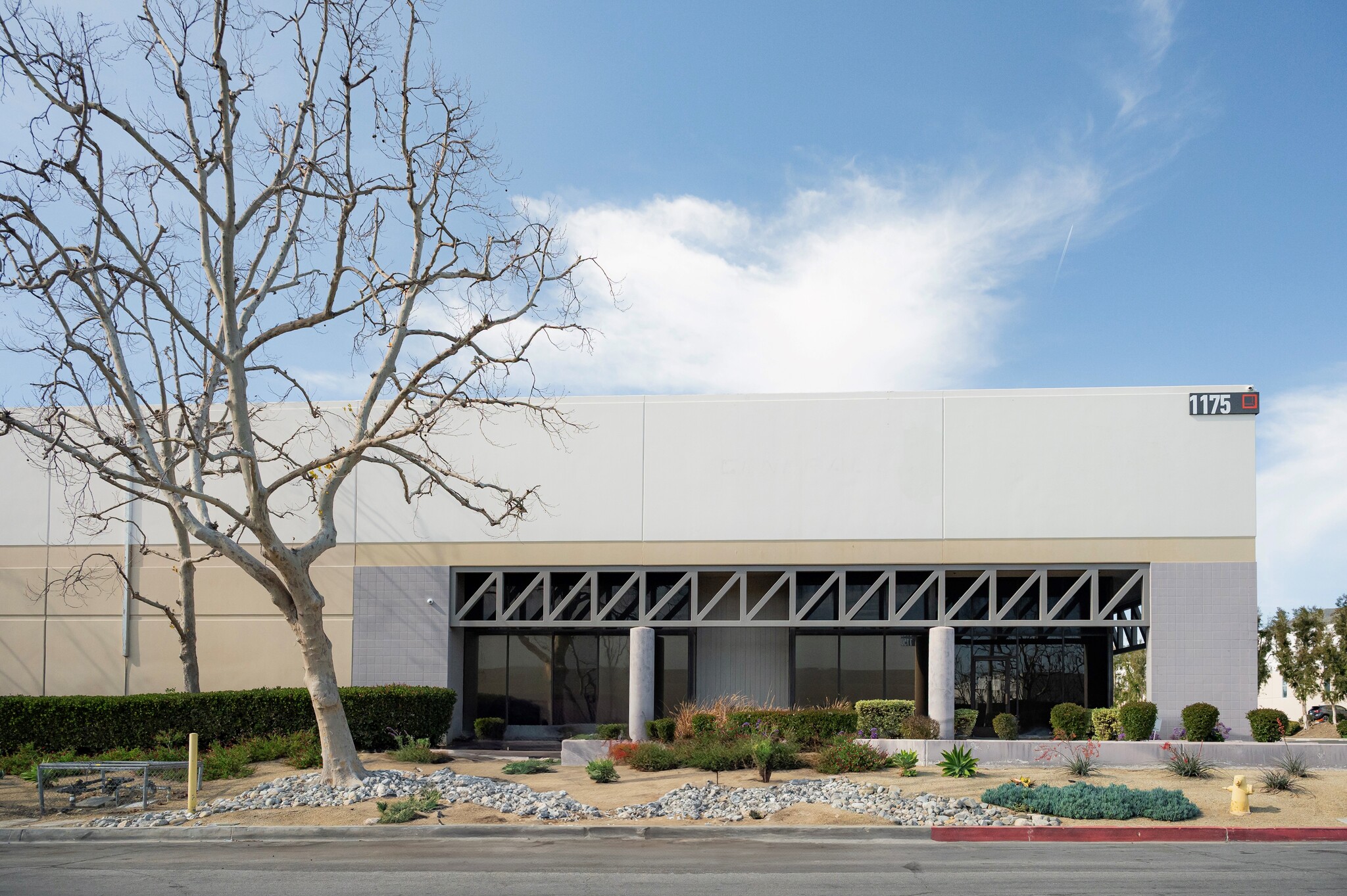 1175 Aviation Pl, San Fernando, CA for Rent