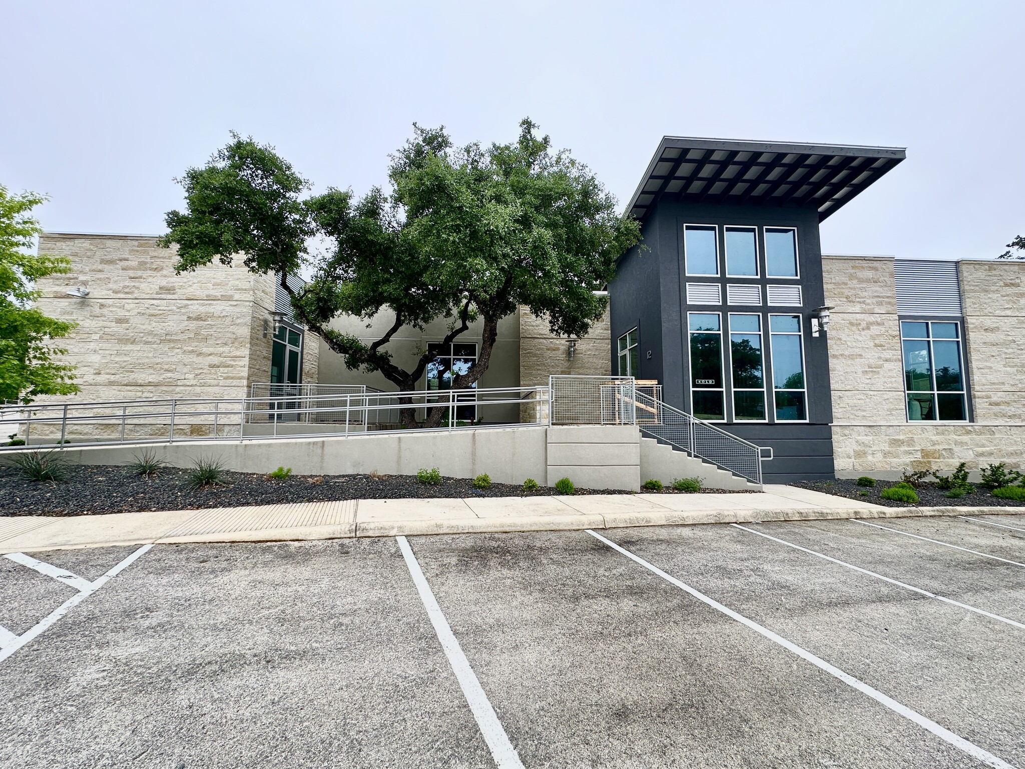 23119 Ih 10 W, San Antonio, TX for Rent