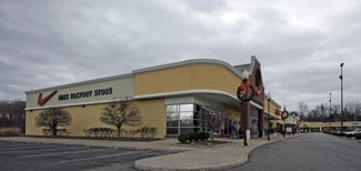 Warrenton, MO Retail - 1000 Warrenton Outlet Ctr