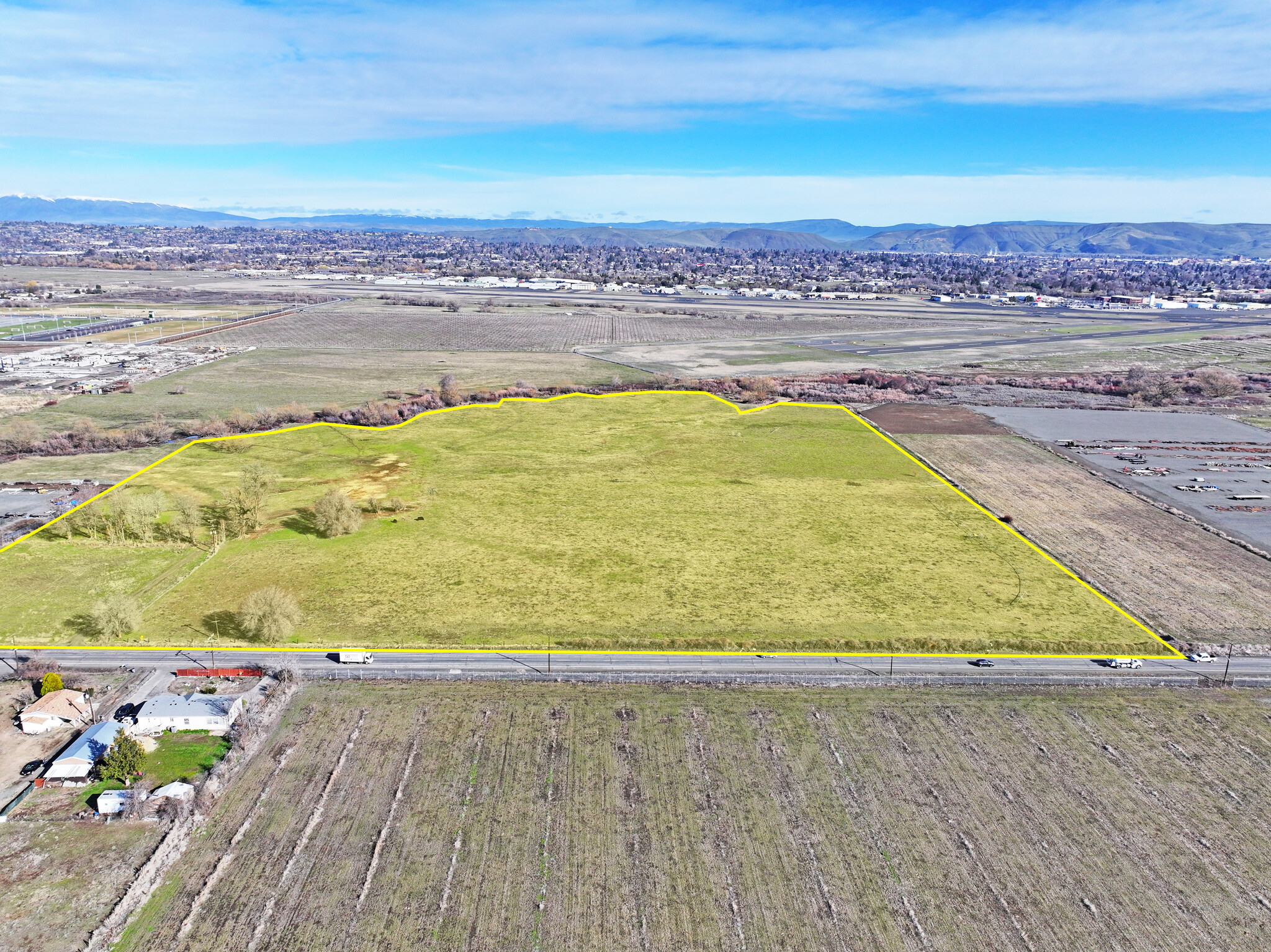 3300 Ahtanum Rd, Yakima, WA for Sale