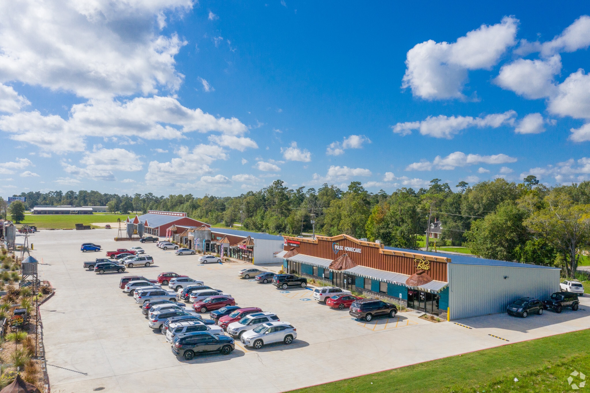 10445 Eastex Freeway, Beaumont, TX for Rent