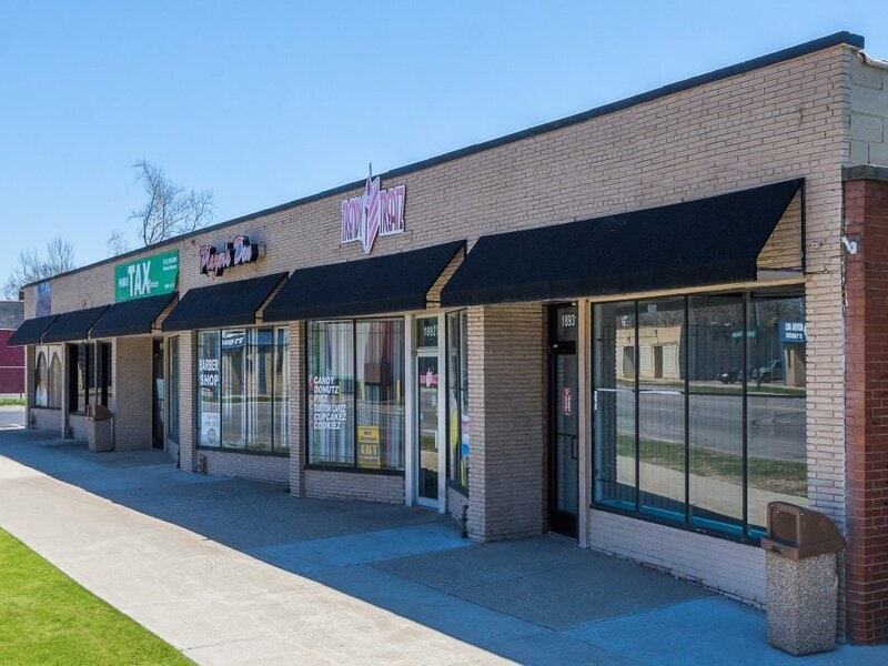 18911-18931 W 7 Mile Rd, Detroit, MI for Rent