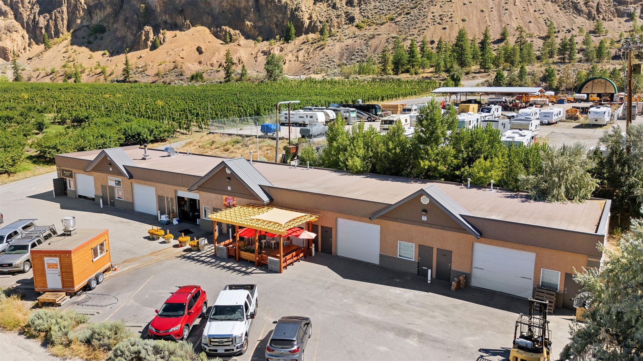 9503 Cedar Av, Summerland, BC for Sale