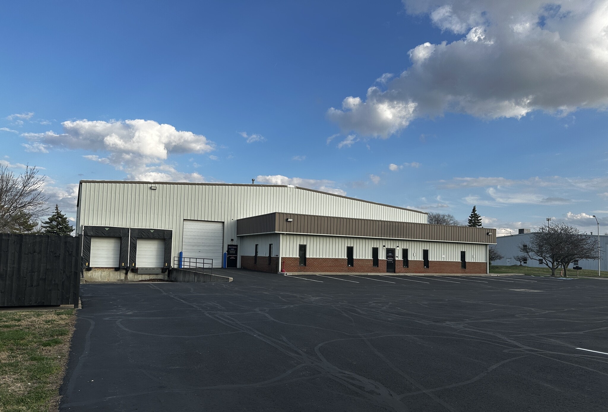 5000 Transamerica Dr, Columbus, OH for Rent