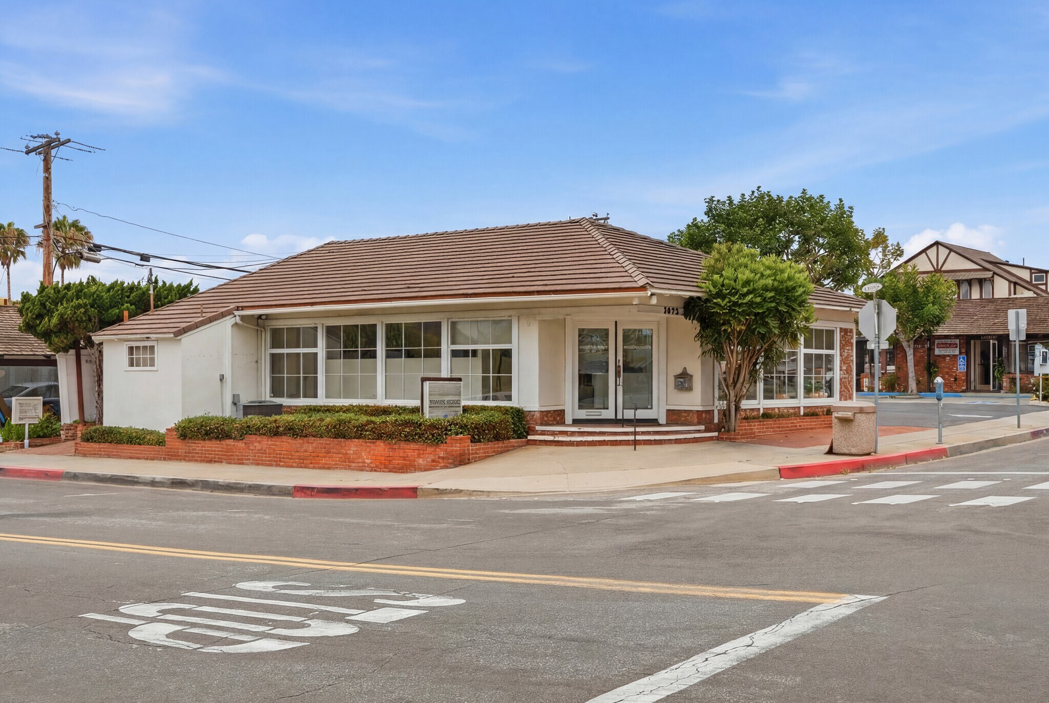1495 Glenneyre St, Laguna Beach, CA for Rent