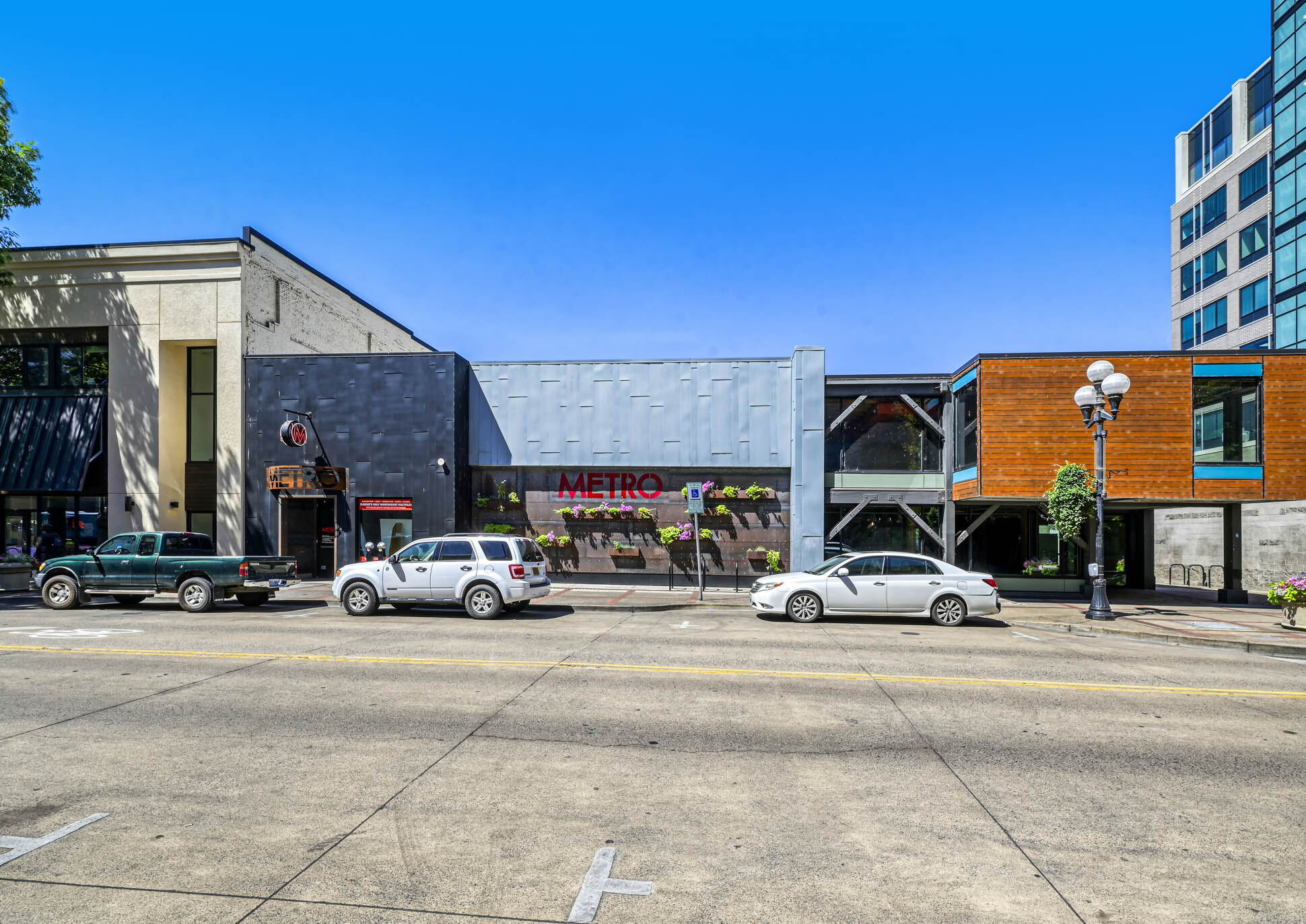 856-888 Willamette St, Eugene, OR for Sale