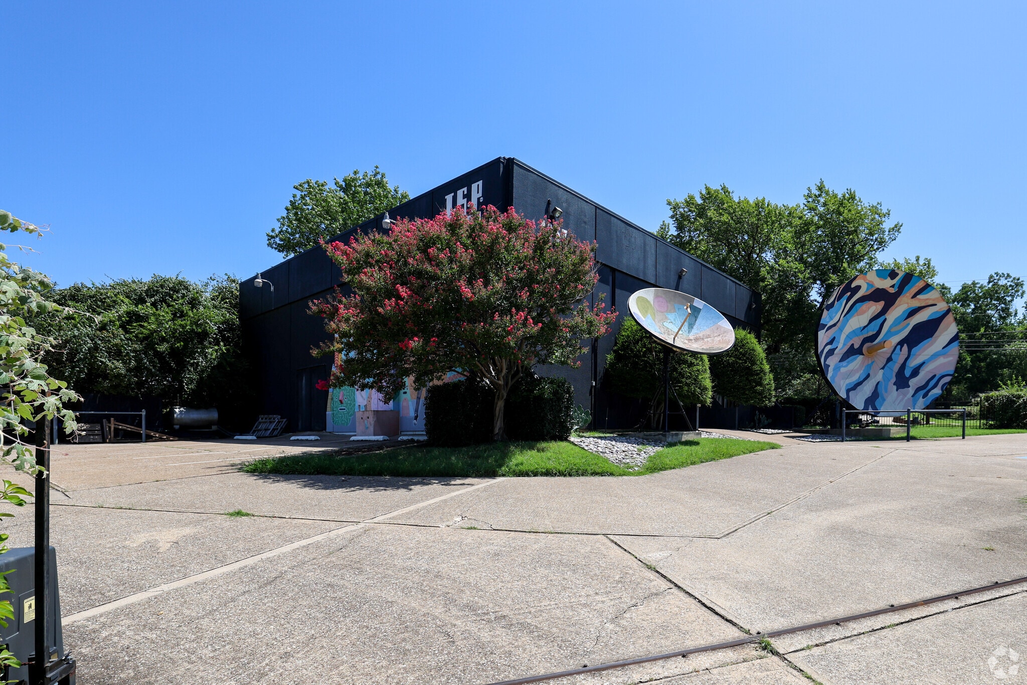 1957 E Irving Blvd, Irving, TX for Sale