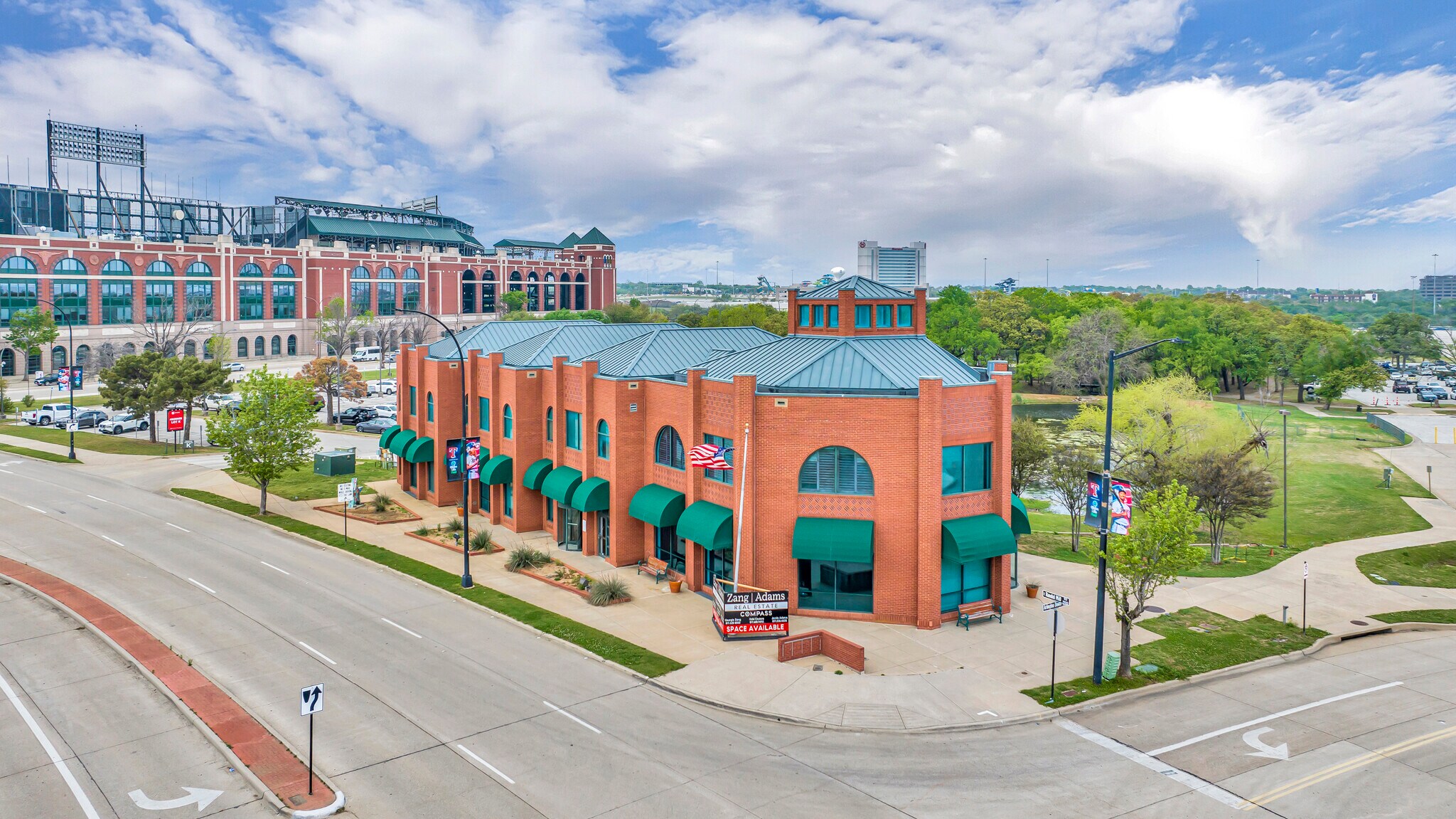 1905 E Randol Mill Rd, Arlington, TX for Rent