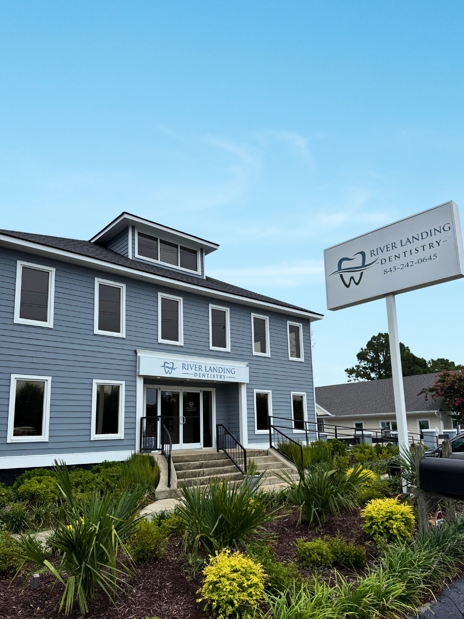 790 Johnnie Dodds Blvd, Mount Pleasant, SC for Rent