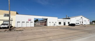 Topeka, KS Warehouse - 127-135 NW Van Buren St