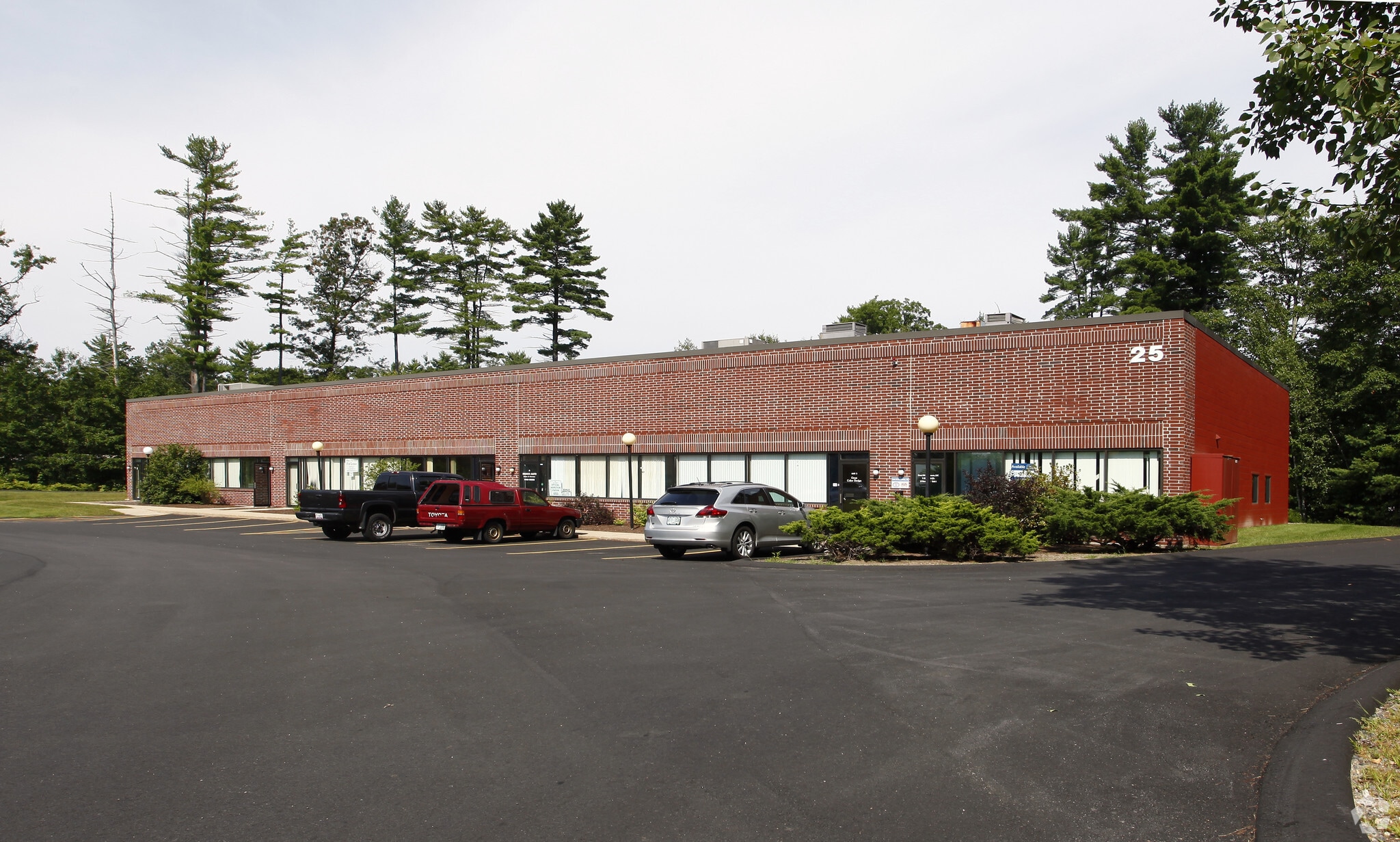 25 Harvey Rd, Bedford, NH for Rent