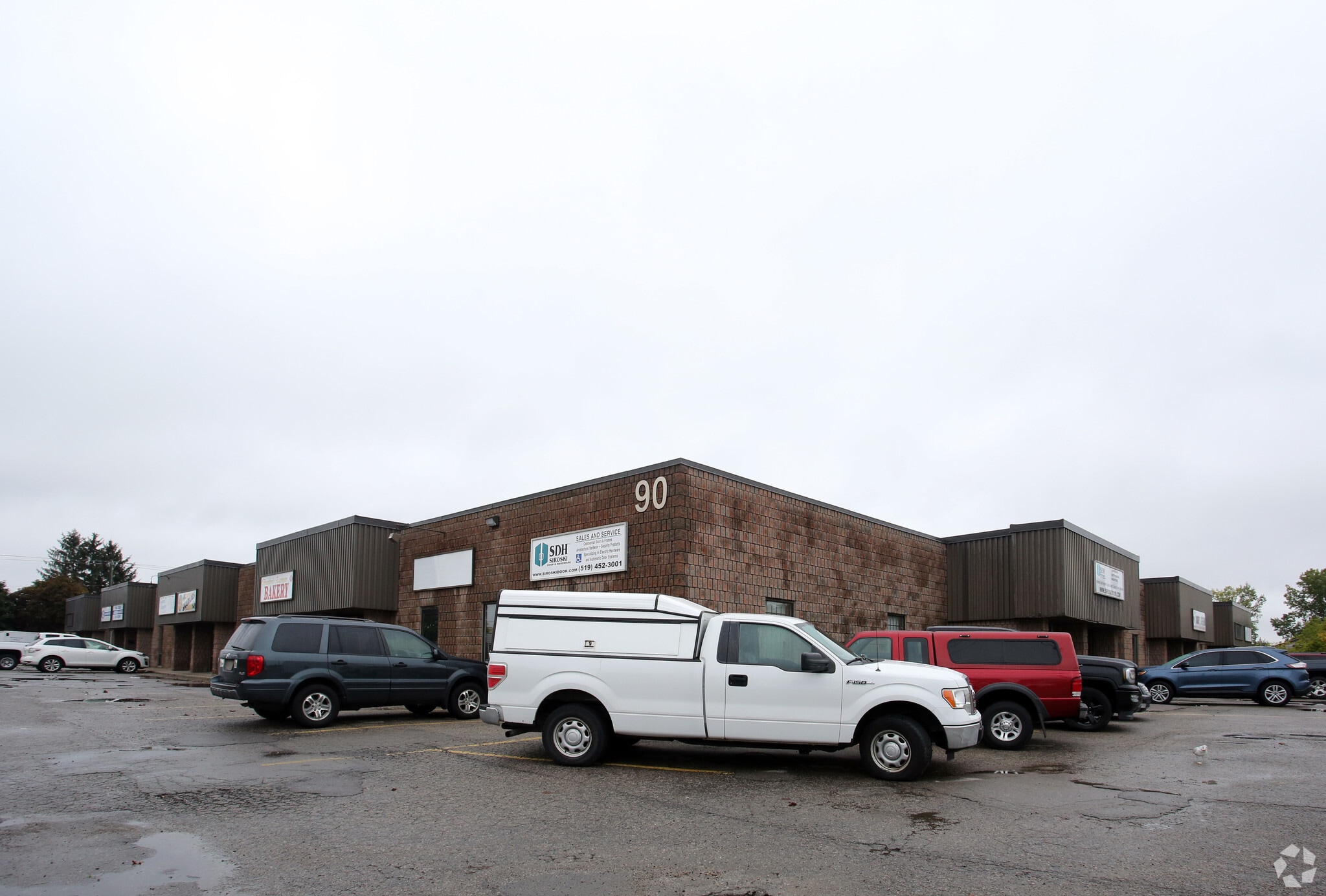 90 Charterhouse Cres, London, ON for Rent