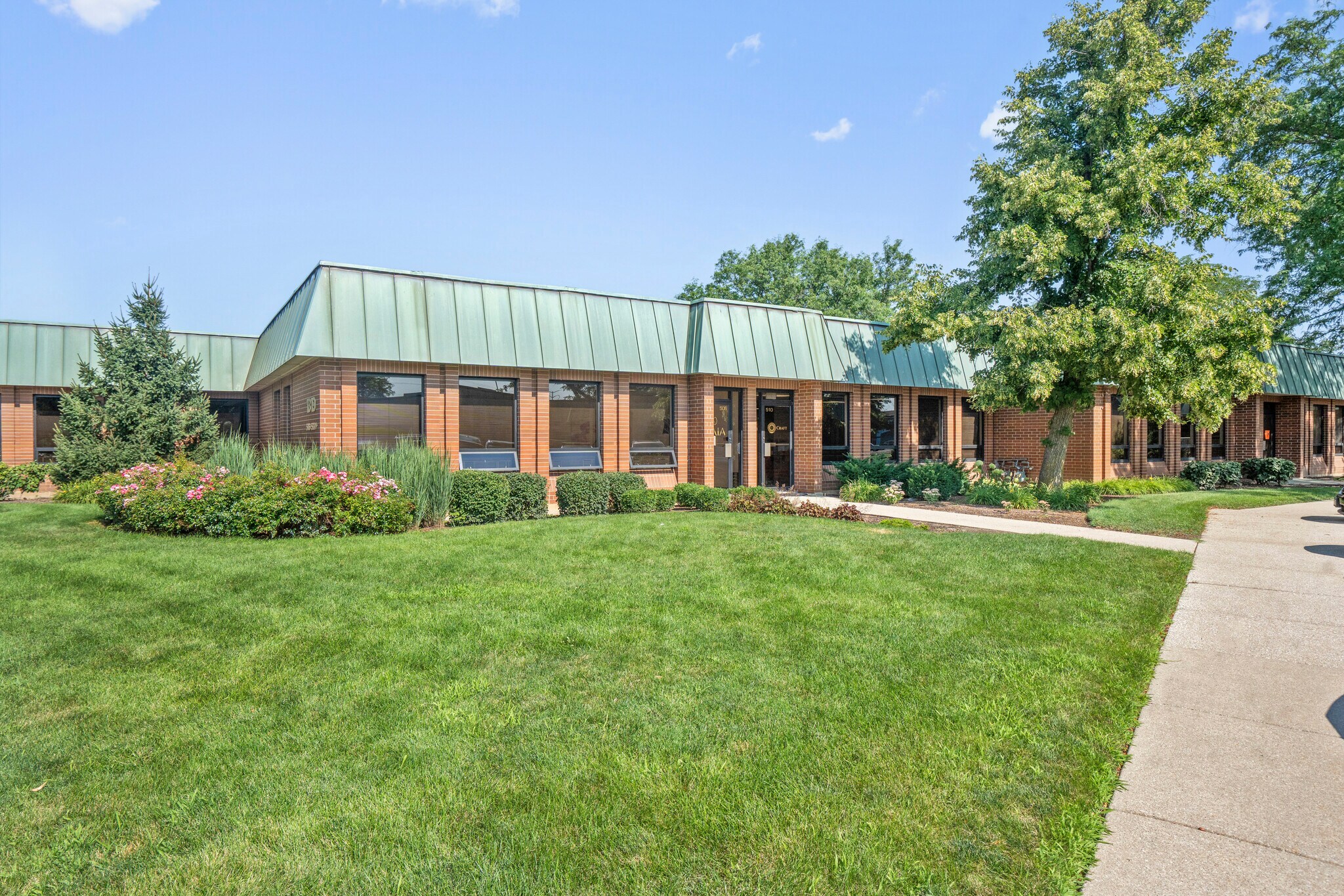 1323 Butterfield Rd, Downers Grove, IL for Rent
