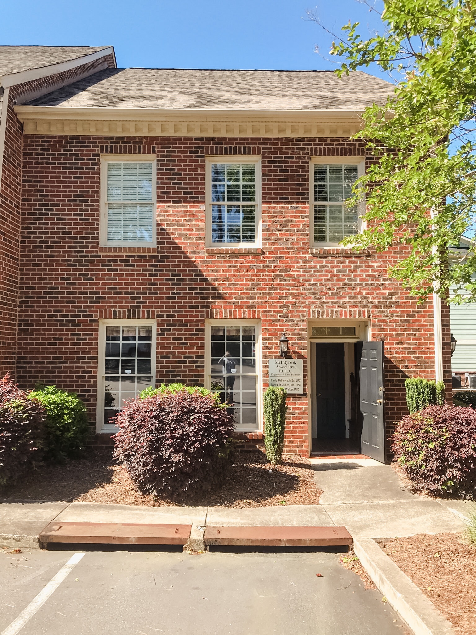 4922-4948 Windy Hill Dr, Raleigh, NC for Rent