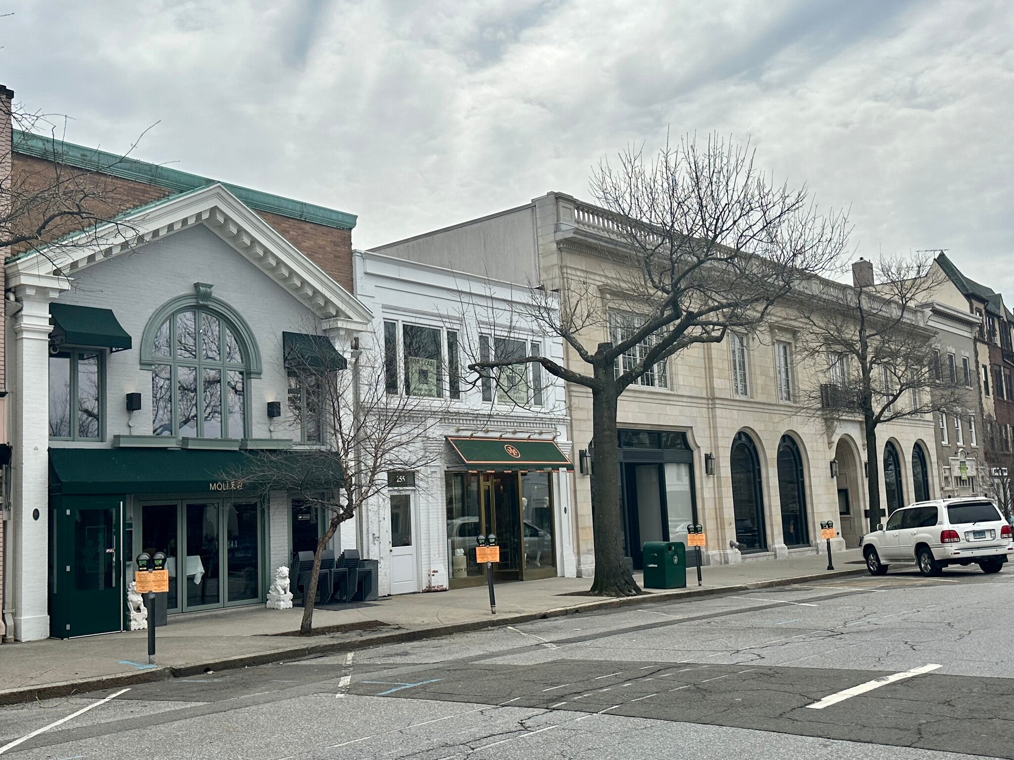 255 Greenwich Ave, Greenwich, CT for Rent