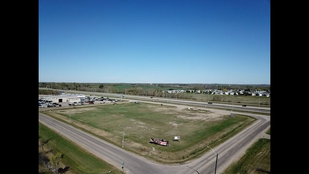 4002 50 St, Stony Plain, AB for Sale