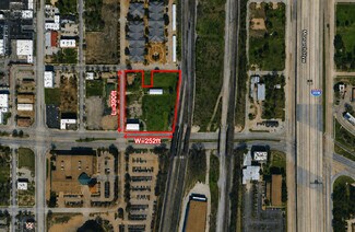 Fort Worth, TX Commercial - 301 E Rosedale St