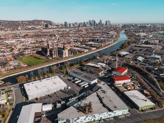 Montréal, QC Office - 5005 Gilmore Montréal, QC Office - 5005 Gilmore