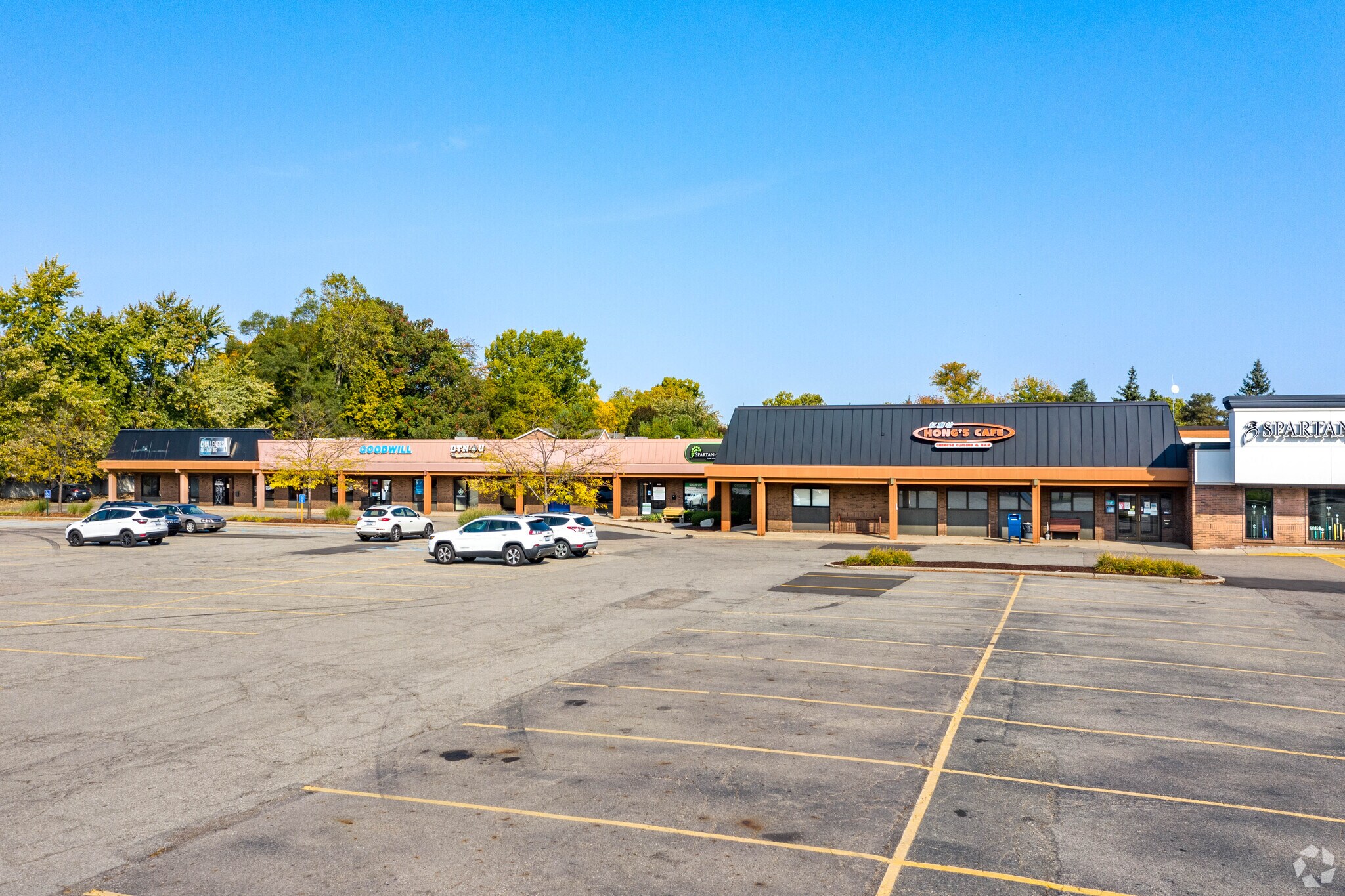 6075 N Hagadorn Rd, East Lansing, MI for Rent