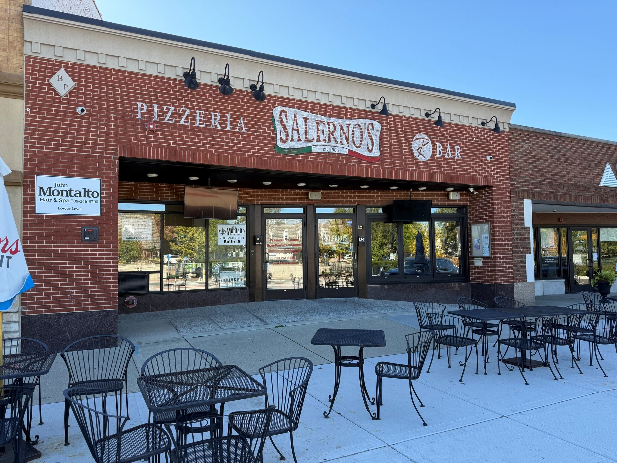 821 Burlington Ave, Western Springs, IL for Rent