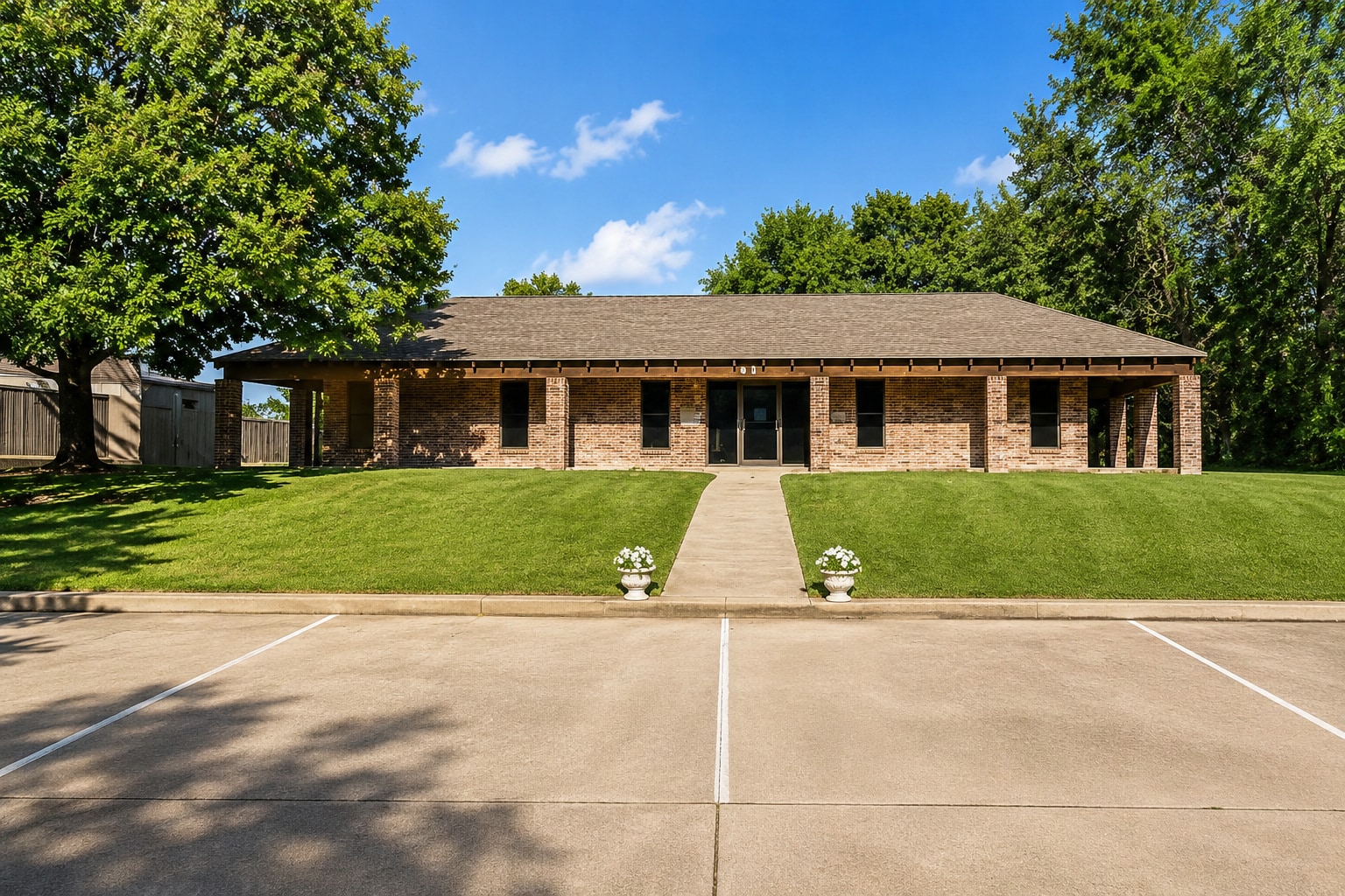 202 Lafayette St, Pittsburg, TX for Rent