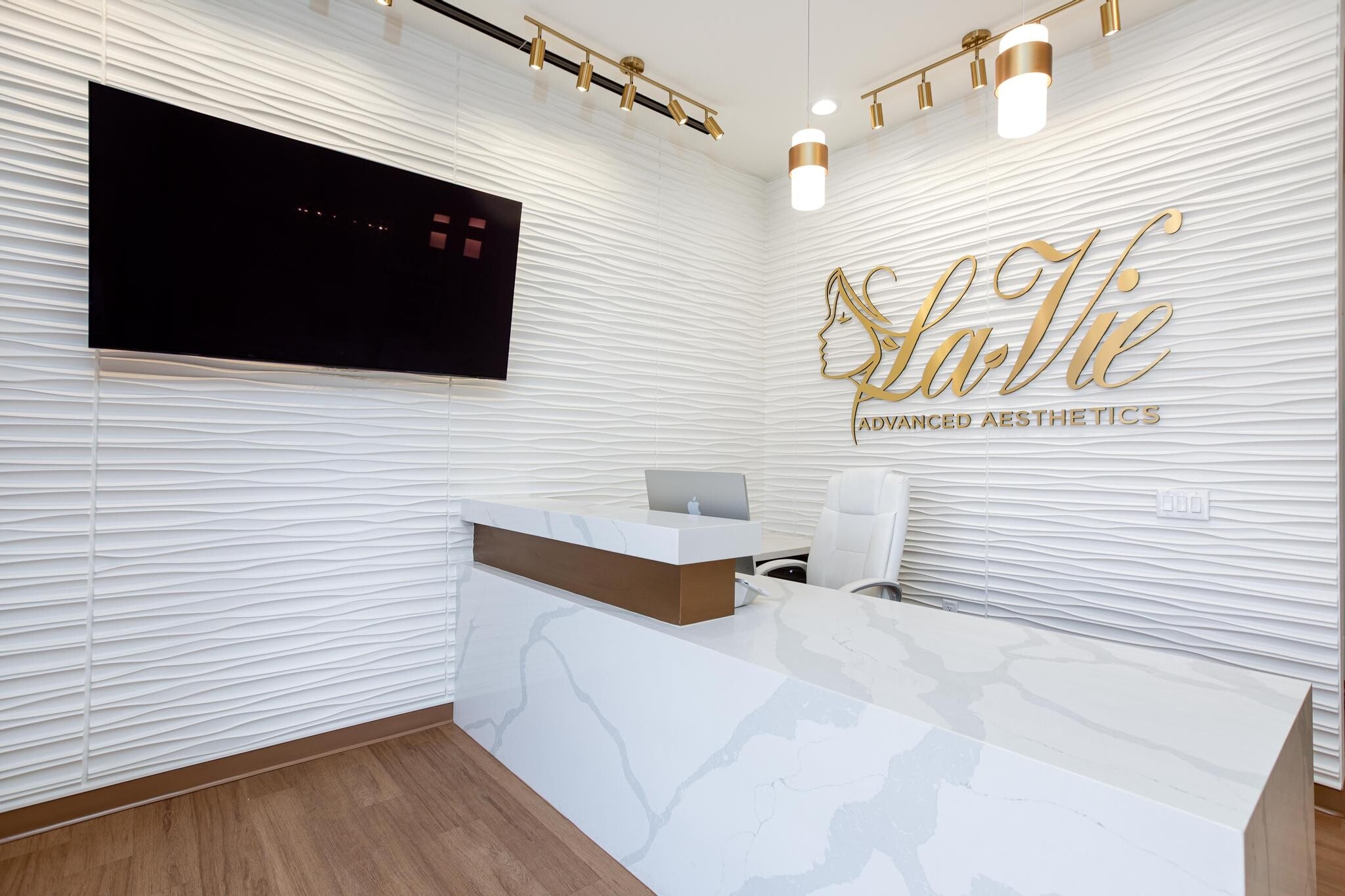4735 S Durango Dr, Las Vegas, NV for Rent