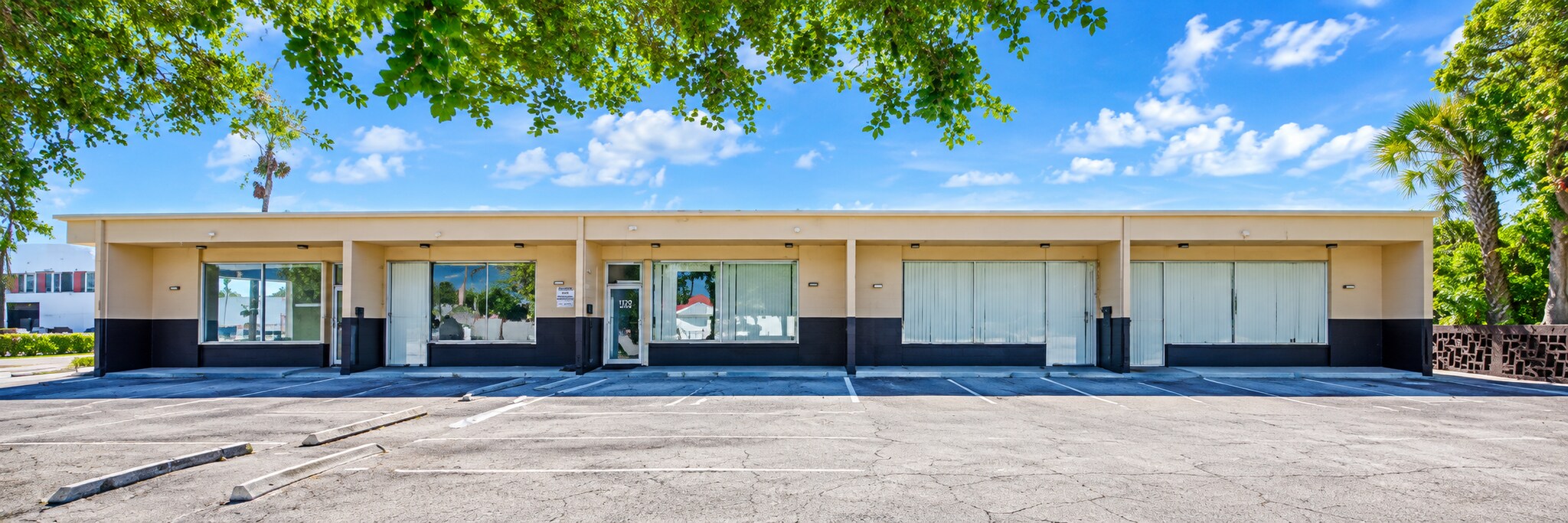 1620 Avenue E, Riviera Beach, FL for Rent