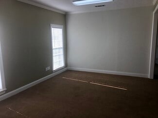130 Southpointe Dr  